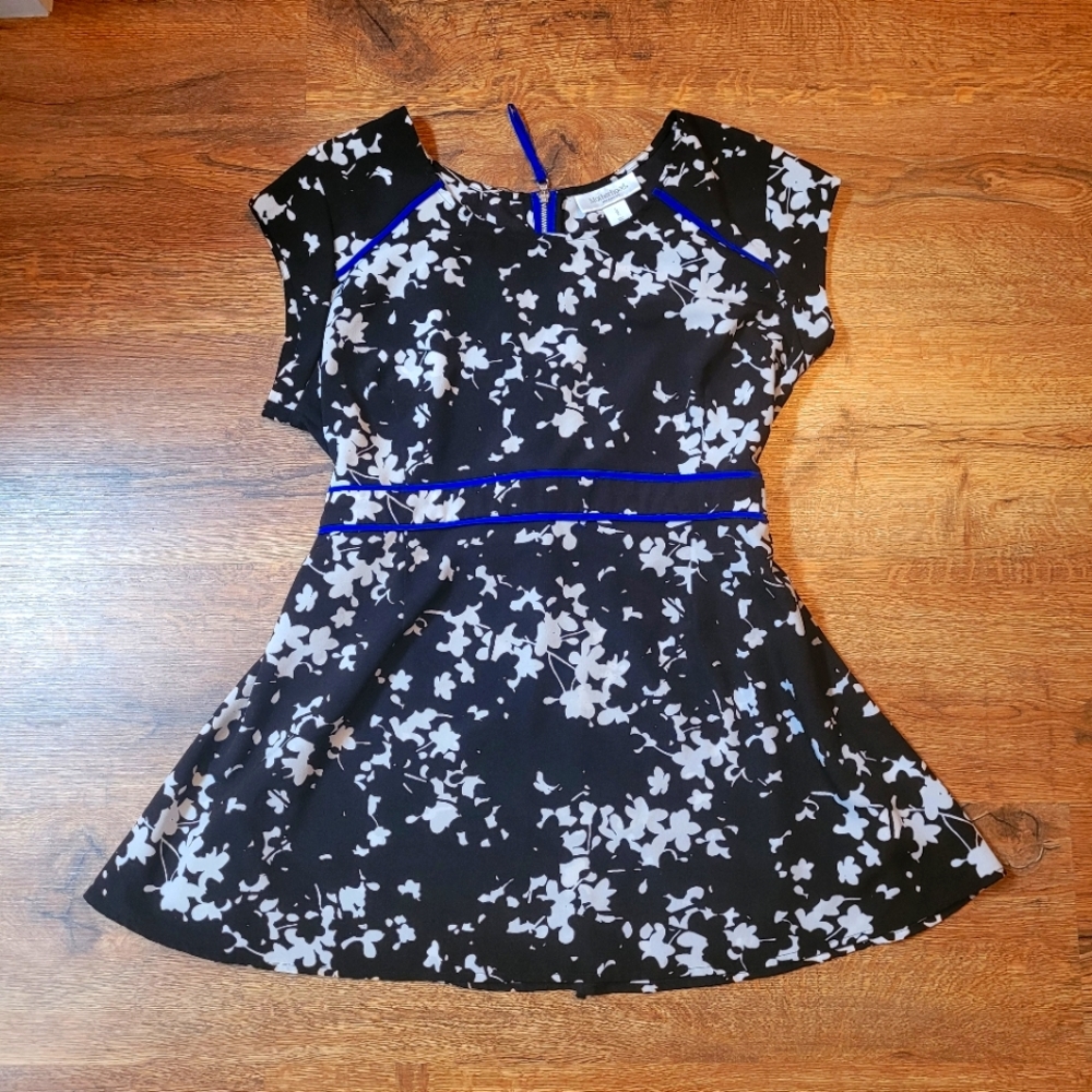 Motherhood Maternity floral top